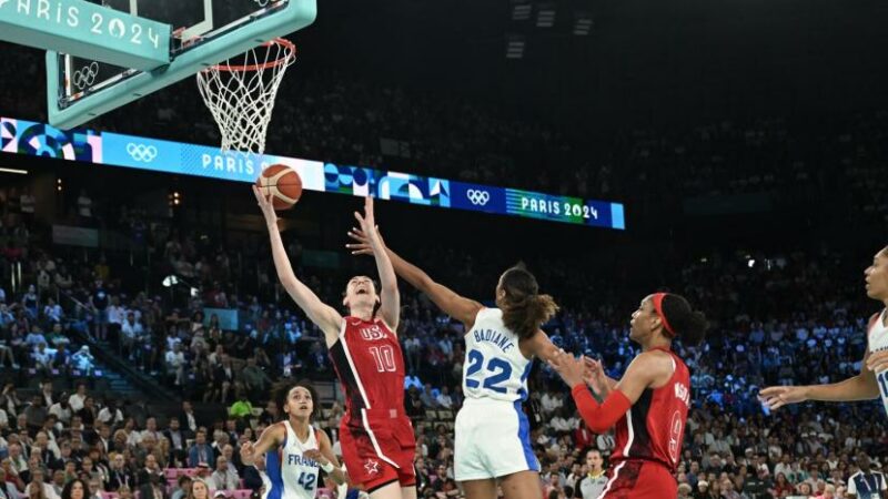 Les États-Unis s’imposent d’un point, cruelle médaille d’argent pour les Bleues aux JO de Paris