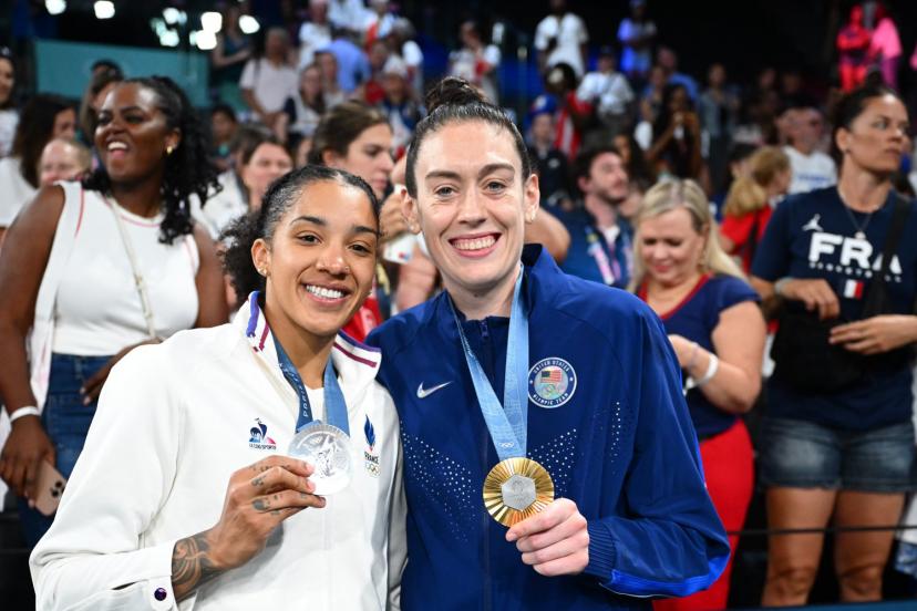 Atmosphère « incroyable », victoire « moche »… Breanna Stewart raconte sa finale contre la France aux JO